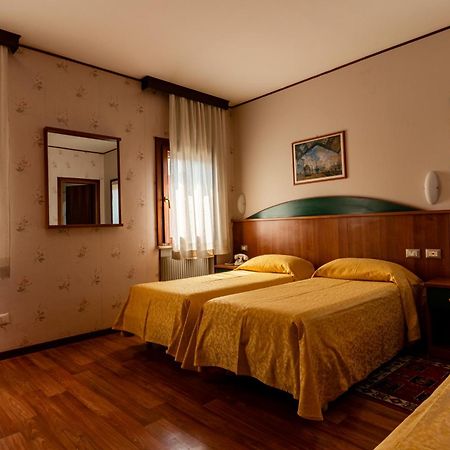 Locanda Da Renzo Treviso Exteriör bild